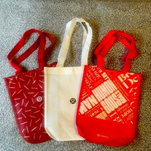 3 Lululemon small reusable tote bags